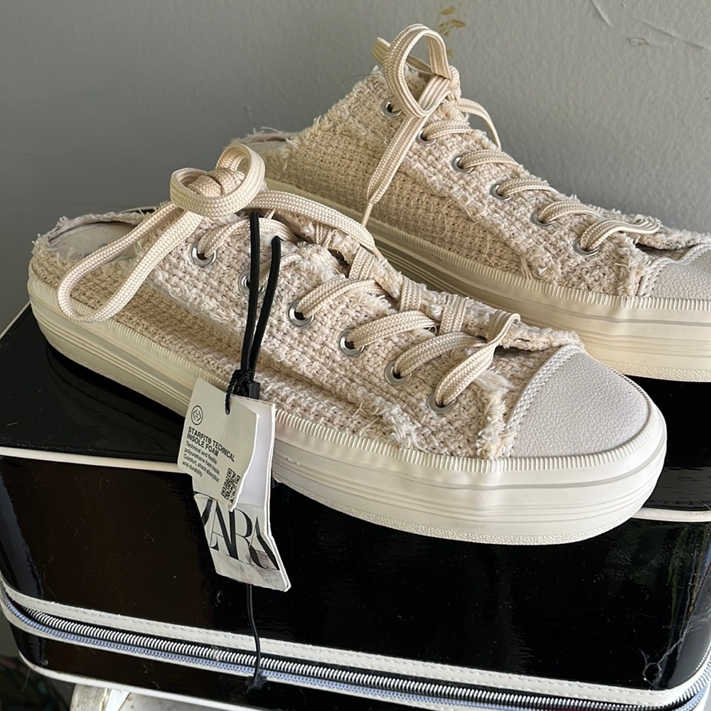 Zara woven cream sneaker slides size 10